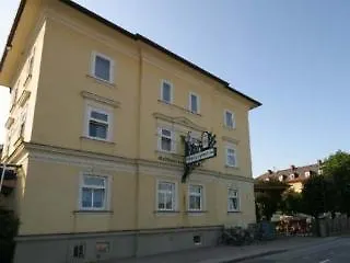 Guter Hirte Hotell 3*